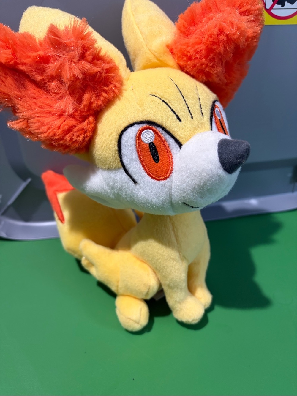 Pokemon 2015 Official TOMY Fennekin fox Plush Kalos Starter Pokemon